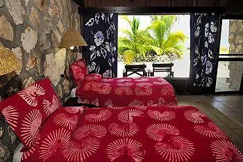 Small Hope Bay Lodge Андрос-Таун Отель