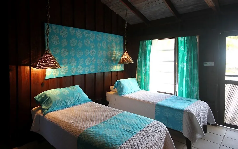 Отель Small Hope Bay Lodge Андрос-Таун