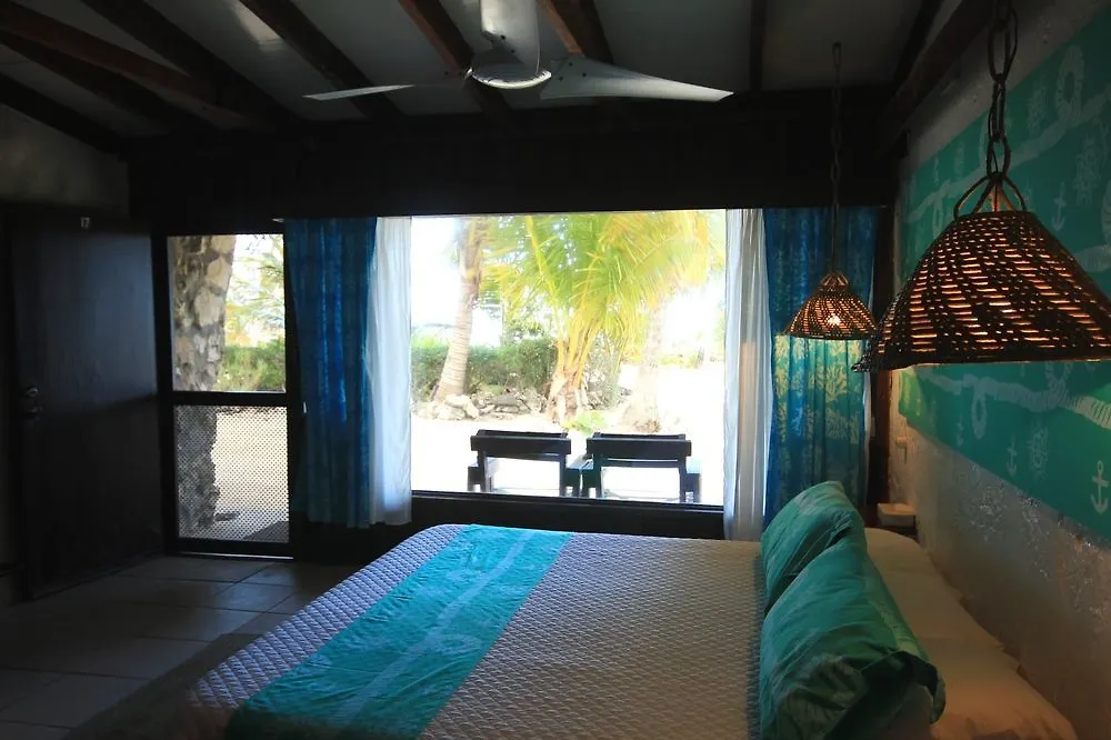 Small Hope Bay Lodge Андрос-Таун Отель