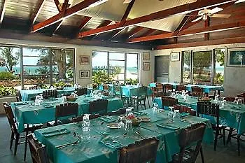 Small Hope Bay Lodge Андрос-Таун Отель