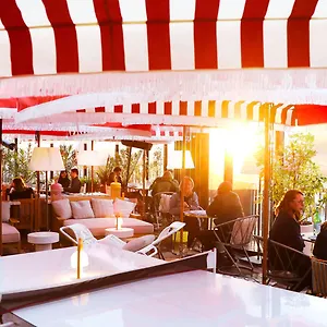 https://mama-shelter-west.fr-paris.fr